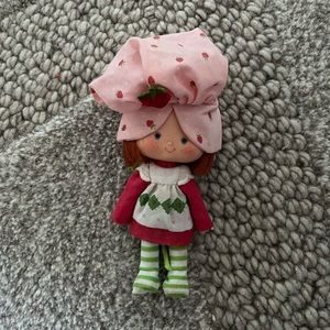 Vintage Strawberry shortcake doll
